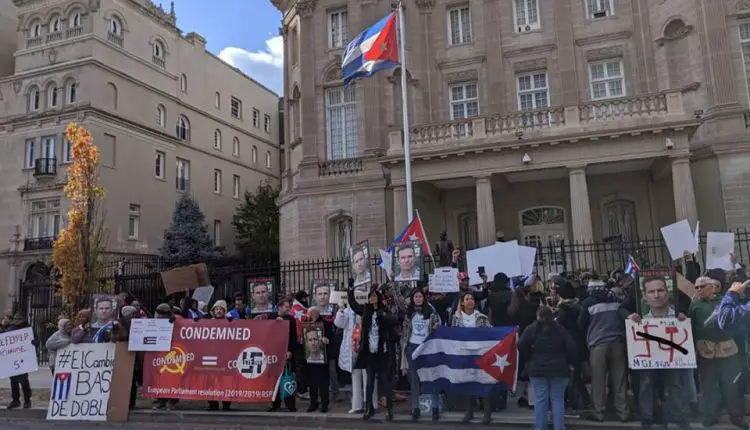 protesta embajada Cuba Washington