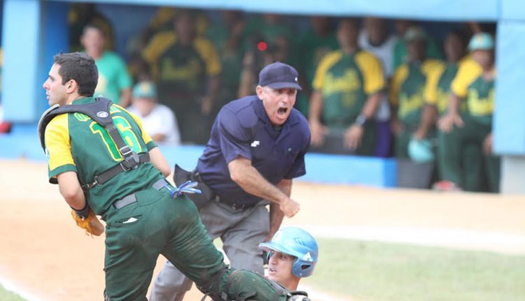 árbitros Serie Nacional de Béisbol