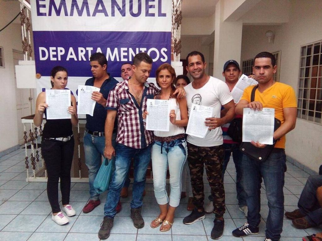 Cubanos piden refugio en México
