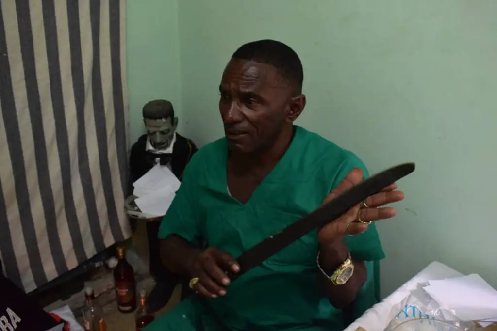 Jorge Goliat: el “curandero milagroso” del reparto Abel Santamaría que ha salvado más de 90 vidas