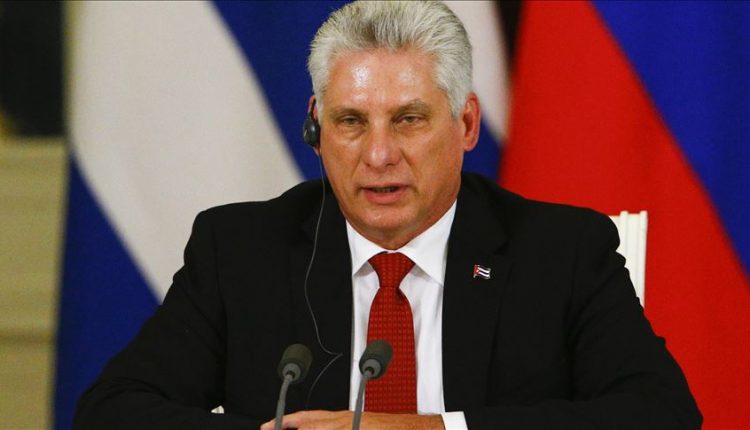 La Real Academia Española ha rectificado a la Presidencia de Cuba por escribir en su cuenta de Twitter varios mensajes con claras faltas de ortografía,