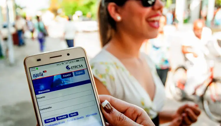 Apagón total del servicio de internet y telefonía móvil en Cuba