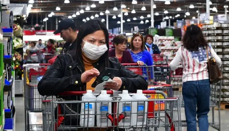 ¿Qué tan segura es la comida y los artículos que compras en el supermercado en medio de esta pandemia?
