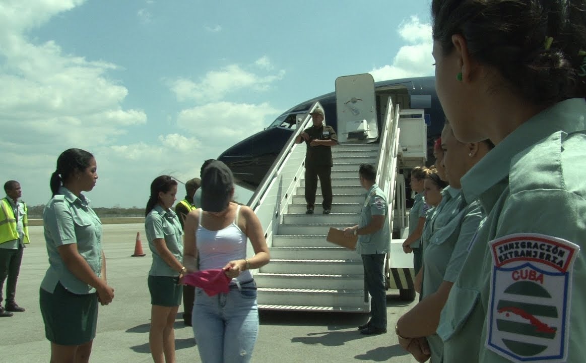 Gobierno cubano niega que no este aceptando deportaciones de desde Estados Unidos y asegura que se trata de 