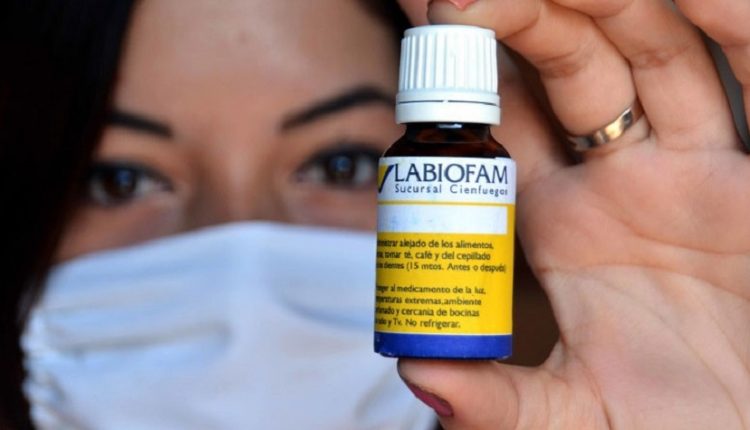 Inician campaña en Cuba para "prevenir" el coronavirus a través del uso de "gotas homeopáticas"