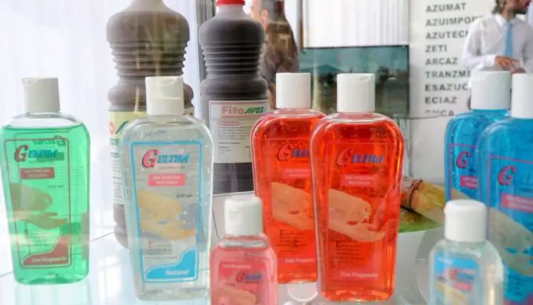Gobierno cubano comenzará a producir gel antibacterial y aseguran que estará a la altura de los mejores del mundo