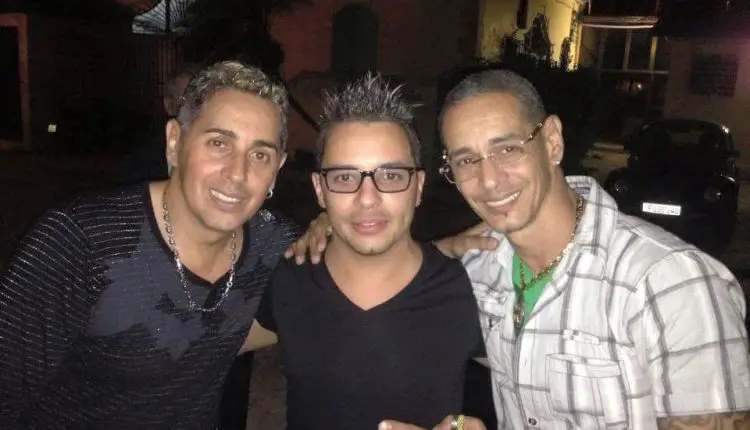 Paulito FG lamenta el fallecimiento de su hermano en Miami, tras sufrir un derrame cerebral