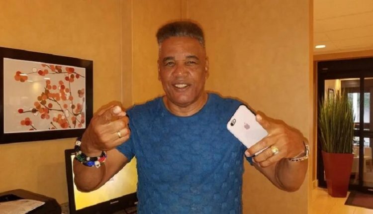 Víctor Mesa: "Yo soy cubano 100%... por eso me mantengo viajando entre Miami y La Habana"