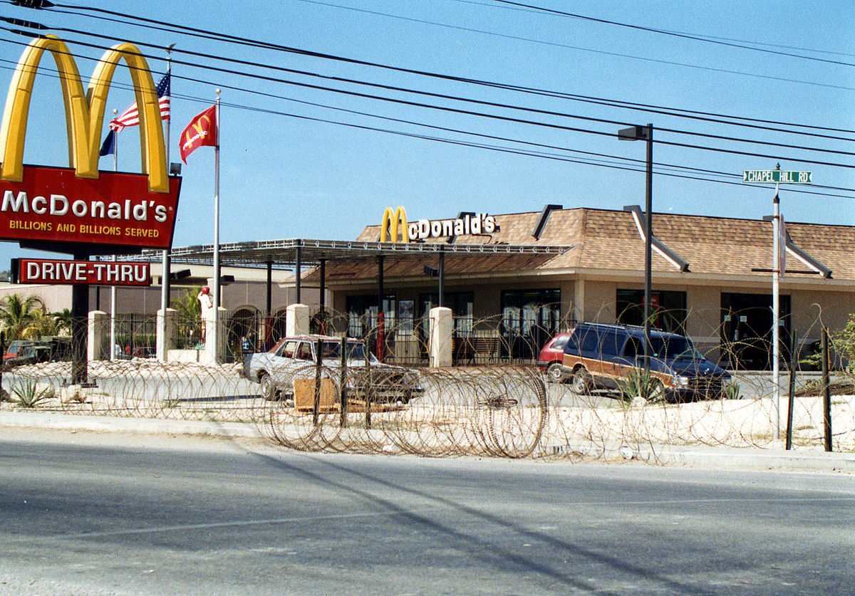 ¿Sabías que en Cuba existe un McDonald’s, pero los cubanos no pueden visitarlo?