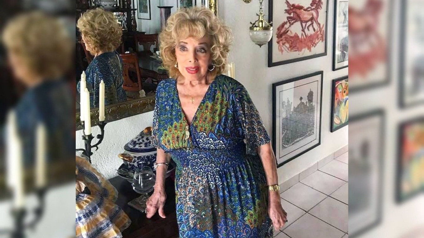 Vedette cubana Rosita Fornés está ingresada en Miami y reportada de gravedad