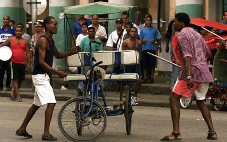 8 palabras que usamos los cubanos para referirnos a las personas insoportables