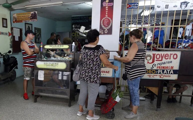 ¿De dónde sacan sus suministros los miles de restaurantes privados que existen en Cuba?