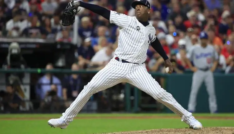 Pelotero cubano Aroldis Chapman es positivo al coronavirus