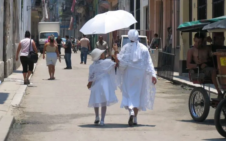¿Por qué está tan de moda “hacerse santo” en Cuba?
