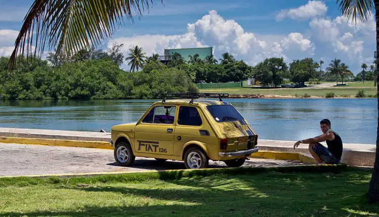 El "polaquito", un carro del tamaño de un refrigerador que supera los