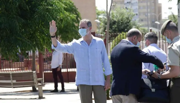 El Rey de España saca del armario la guayabera cubana que lució en su viaje a La Habana