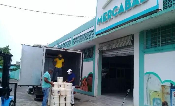 Gobierno cubano reabre en La Habana su mercado mayorista para cuentapropistas