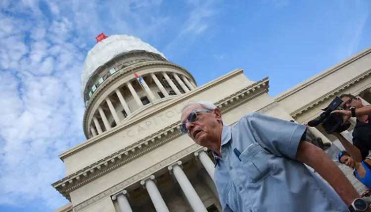 Eusebio Leal será despedido en funerales masivos en el Capitolio de La Habana