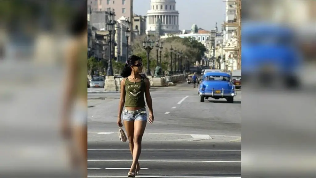 Putas por moneda nacional, el encanto de la prostitución que no usa Chanel ni joyas de oro finas