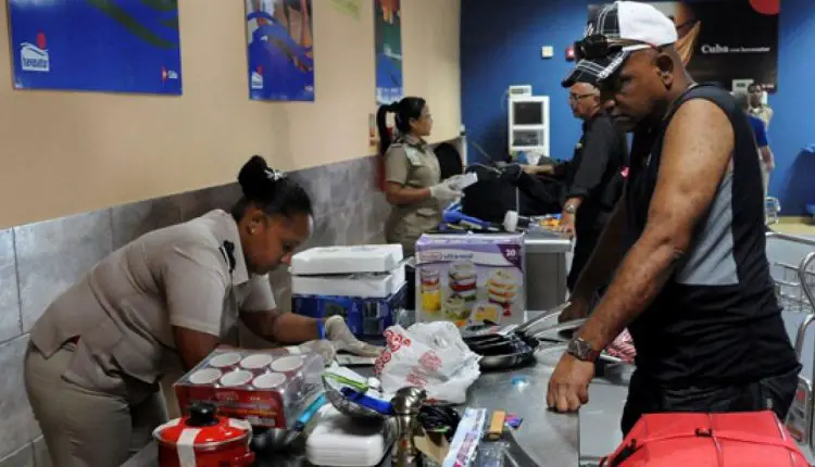 ¿A dónde van a parar los artículos decomisados por los aduaneros los aeropuertos de Cuba? (+ Video)
