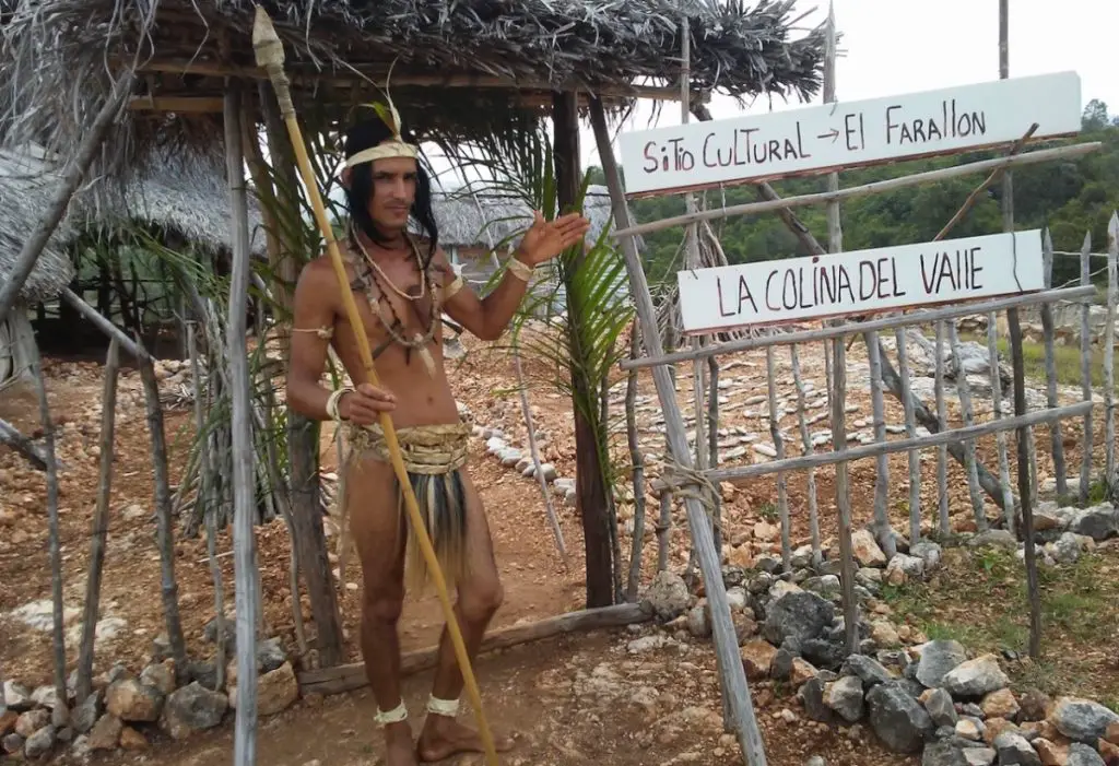 Fermín Olivero, el emprendedor cubano que montó su propia aldea taina