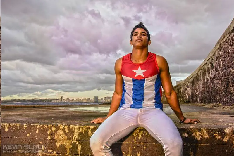 La historia de Carlos, de guajiro en Ciego de Ávila a gigoló de lujo en La Habana