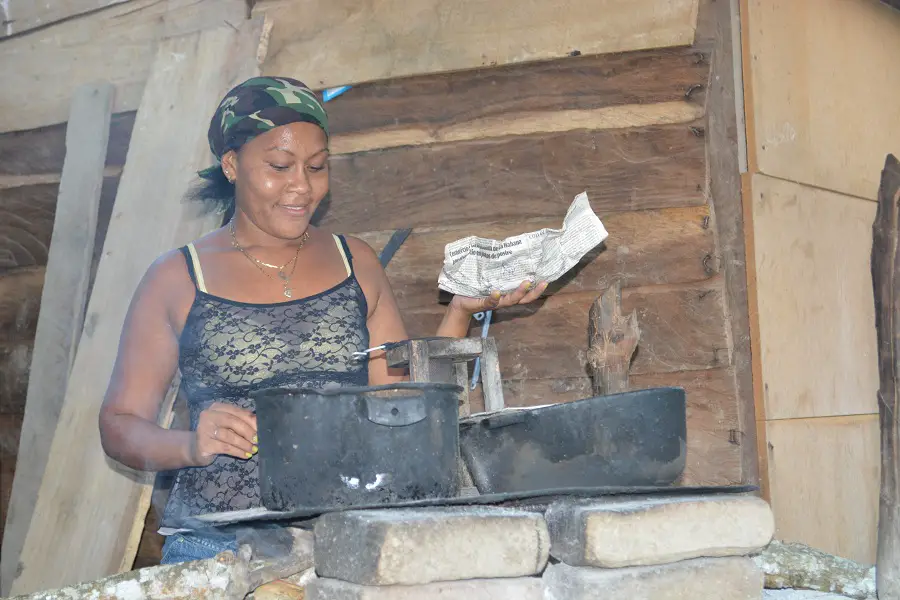 Guayacán, un pueblo que parece vivir en la era primitiva en la Cuba de hoy