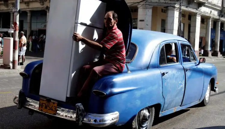 Refrigerador Haier, el invento chino de Fidel que le jodió el agua fría a los cubanos