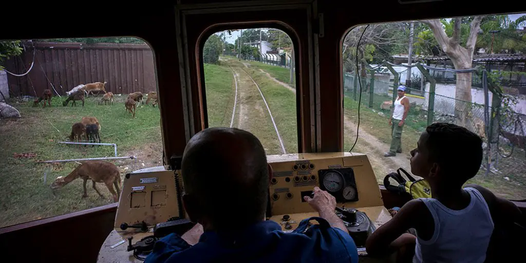 Santiago de Cuba en alerta tras la llegada de un tren desde La Habana con pasajeros sospechosos de coronavirus