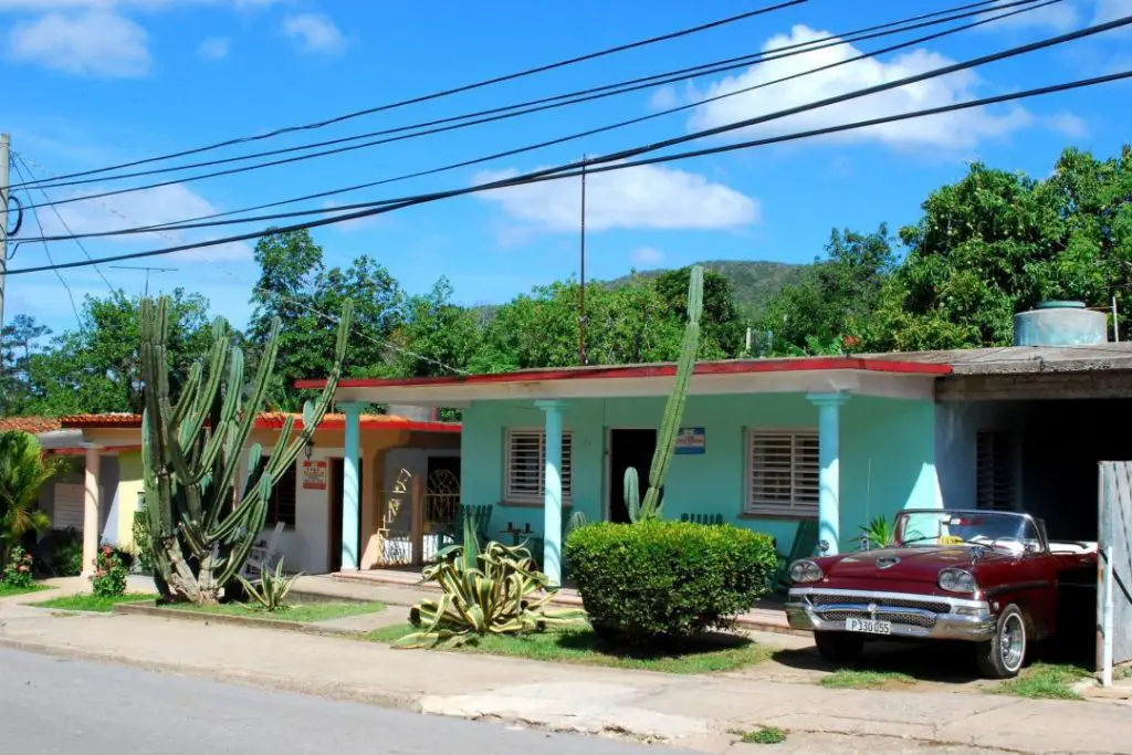 Tener una casa con garaje puede disparar el precio de una vivienda en La Habana