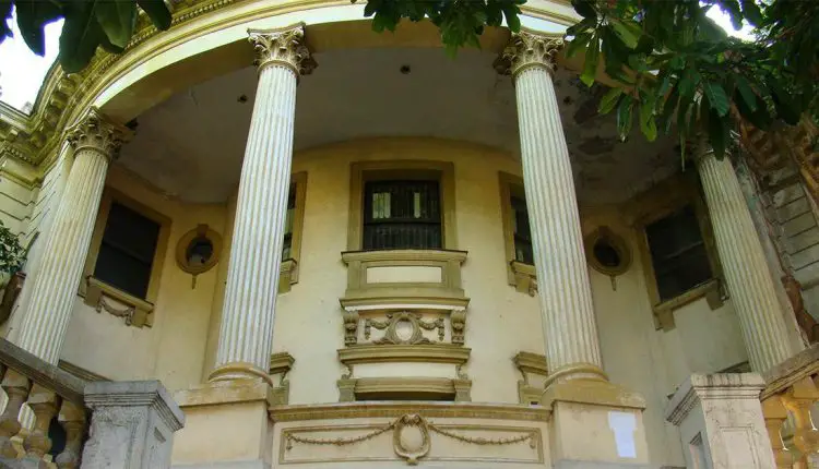 Aquí vivió el hermano de un presidente de Cuba, hoy es un Palacio de los Matrimonios en ruinas