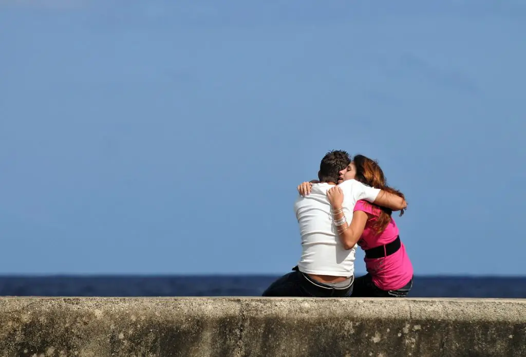 Hacer el amor en condiciones decentes en La Habana es un lujo caro