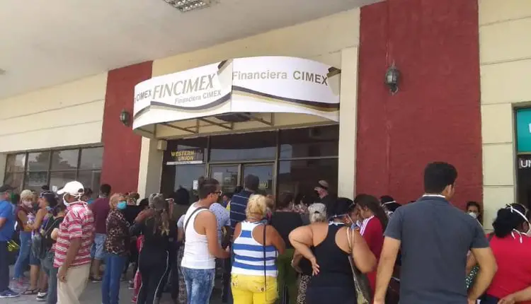Fincimex podría retomar la entrega de tarjetas AIS a finales de septiembre