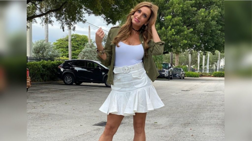 Le llueven las criticas a la presentadora cubana Lili Estefan por su forma de vestir