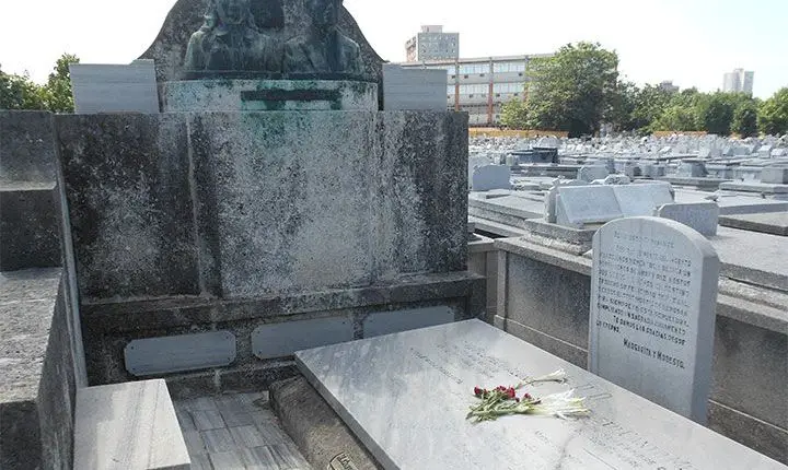 Modesto y Margarita, un amor maldito que vive en el Cementerio de Colón en La Habana