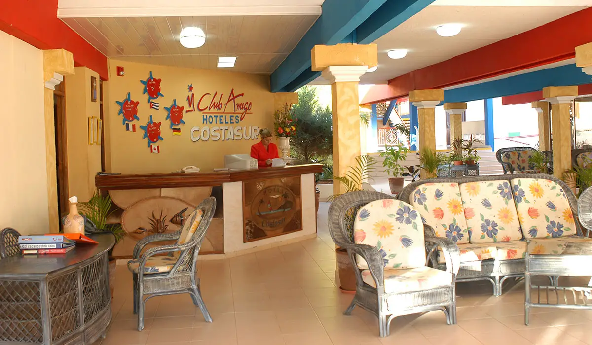 Entra en cuarentena el primer hotel destinado al turismo nacional en La Habana por brote de coronavirus
