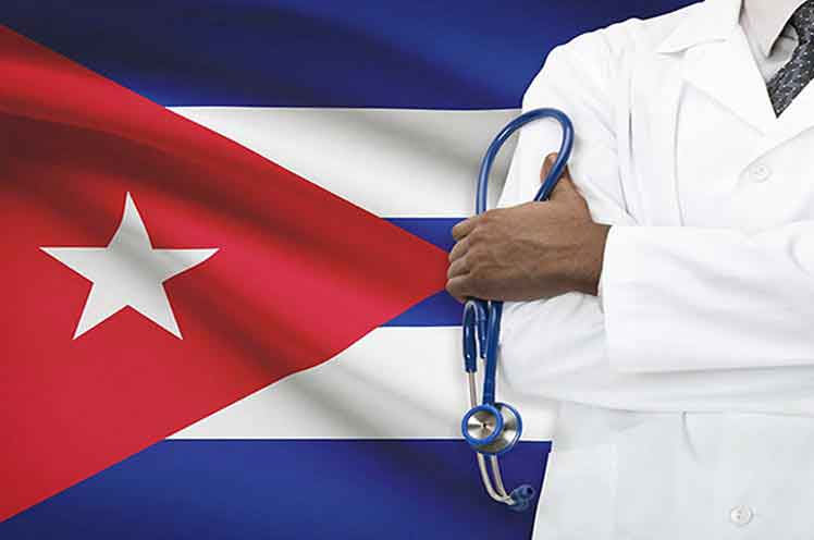 Sudáfrica reconoce que entrega al Gobierno cubano casi seis millones de dólares anuales por el servicio de las brigadas médicas desde el inicio de la pandemia