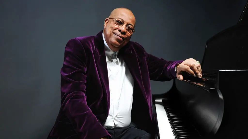 Hoy cumple 80 años de edad el pianista Chucho Valdés, el rostro del jazz cubano