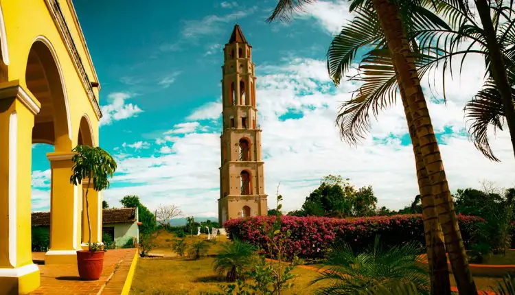 La Torre Iznaga y la leyenda maldita detrás de una de las construcciones más famosas de Cuba