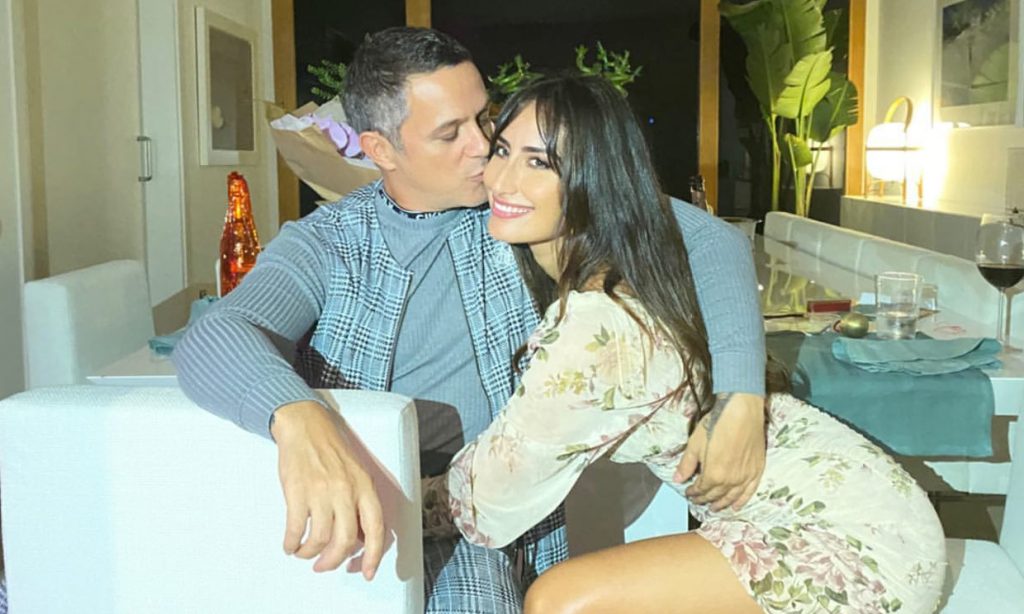 Alejandro Sanz le regala una noche "llena de magia" a su novia cubana, Rachel Valdés, en el día de su cumpleaños
