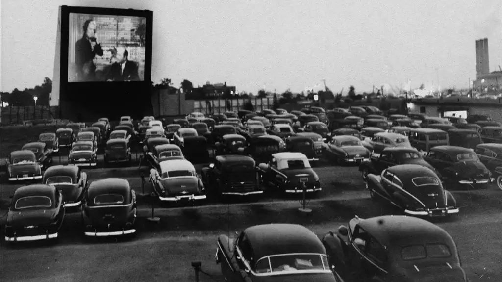 Autocines en la Habana... lo que el tiempo y la Revolución se llevó