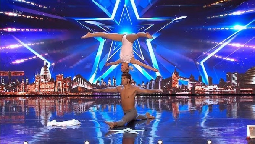 El acto acrobático de esta pareja cubana en el concurso Got Talent Inglaterra fue escogido entre los mejores del año