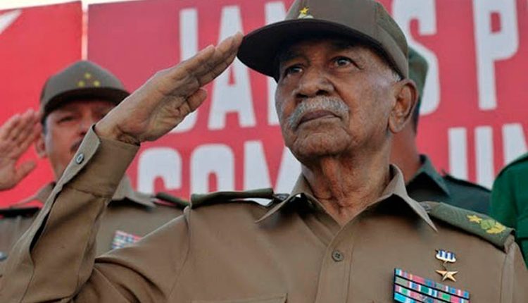 El muerto al hoyo y el comandante al olvido... Así se cae a pedazos la casa donde nació Juan Almeida Bosque en La Habana