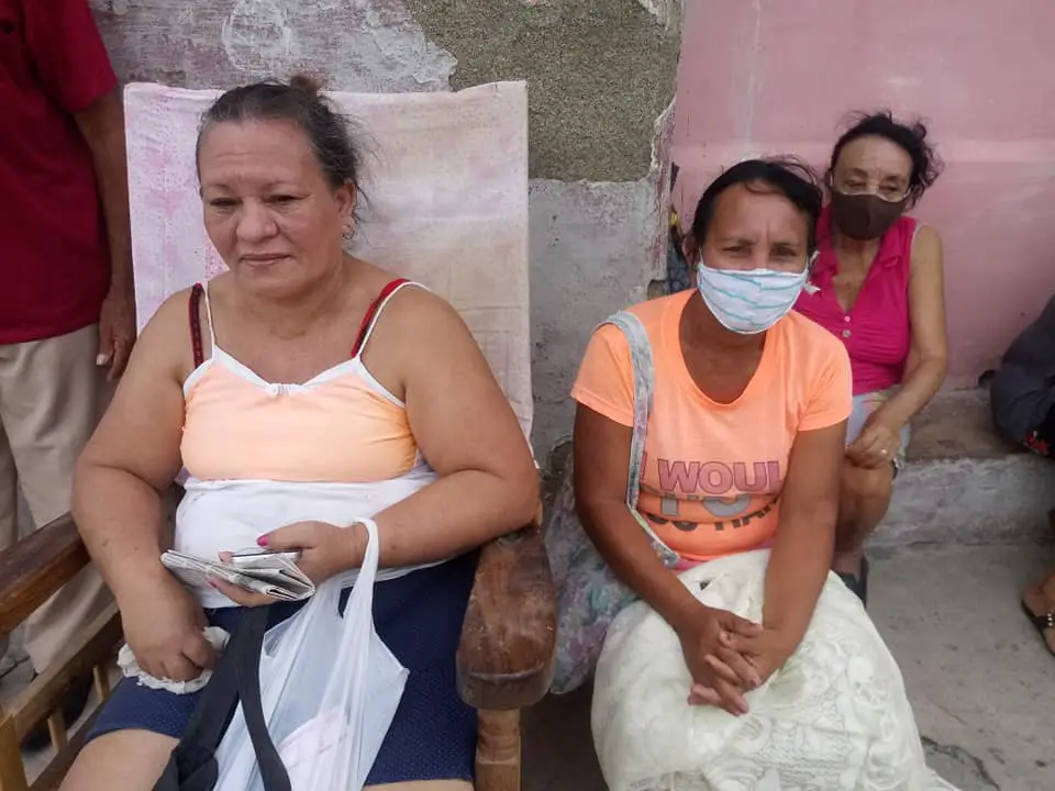 Por puro milagro se salvó esta familia cubana de morir aplastada bajo los escombros