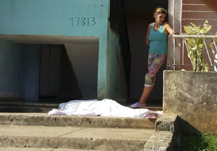 Autoridades en Cuba revelan que una persona en Granma se suicidó mientras esperaba el resultado del test de la COVID-19