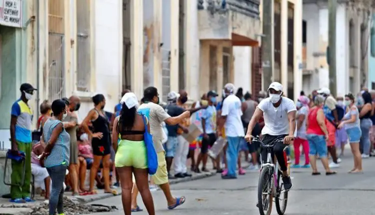 Autoridades cubanas advierten que para fin de año se producirá un preocupante incremento de los casos importados de coronavirus