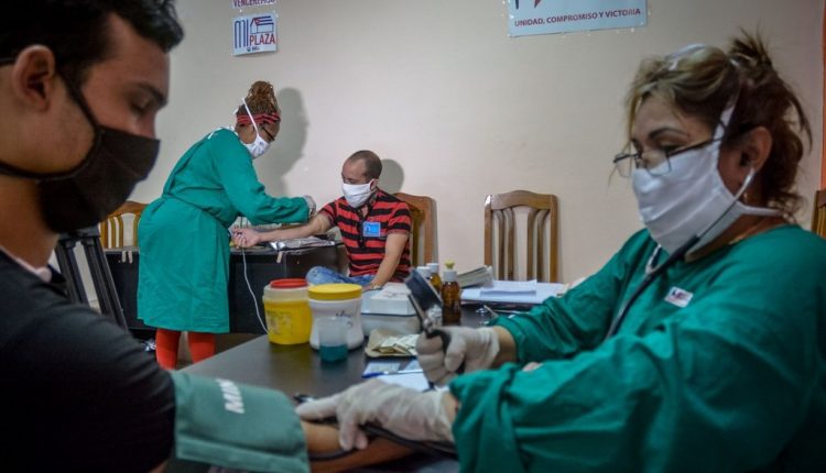 Gobierno cubano revela que la nueva cepa sudafricana del coronavirus ya ha sido detectada en Cuba