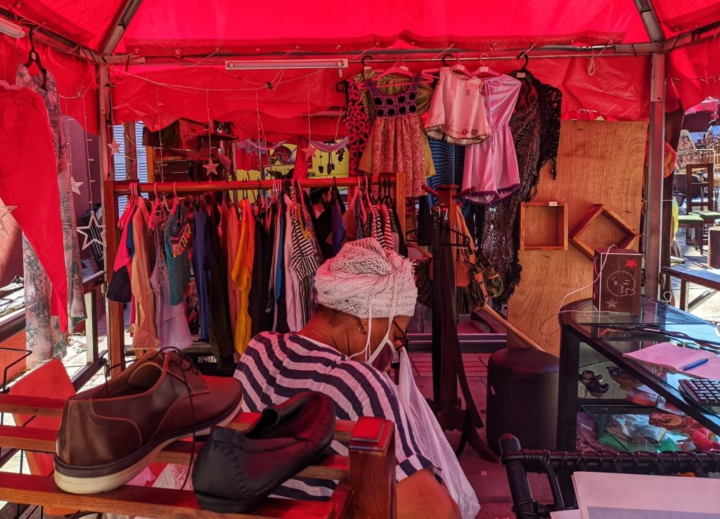 La ropa y los zapatos llegan a precios inalcanzables en Cuba ante la falta de ofertas de cualquier tipo en tiendas estatales