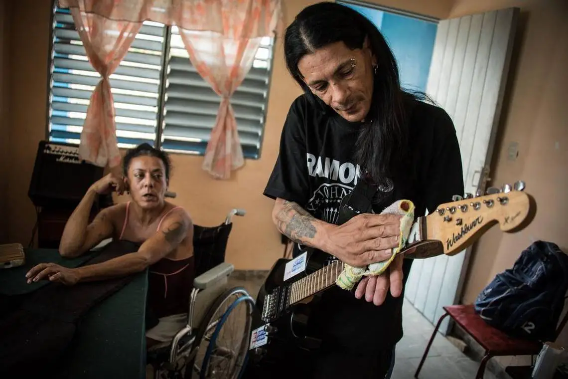 'Frikis', la curiosa y casi desconocida historia de los rockeros cubanos que decidieron autoinfectarse con el SIDA