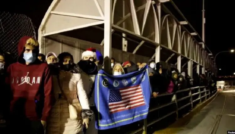 Miles de inmigrantes cubanos se acumulan en las frontera sur de Estados Unidos a la espera de poder cruzar tras la llegada de Biden a la presidencia